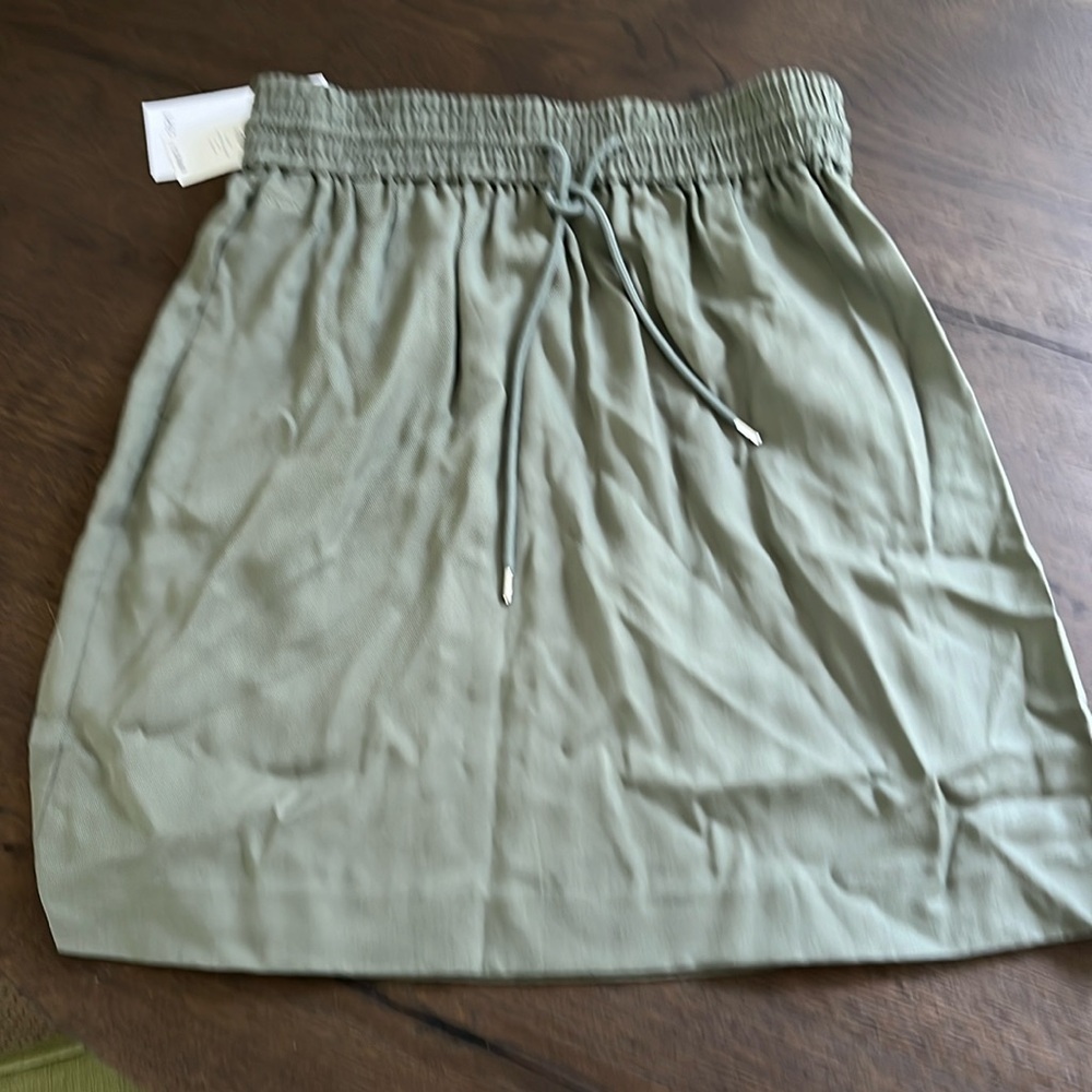 NWT Lacoste athletic skirt size 40/8